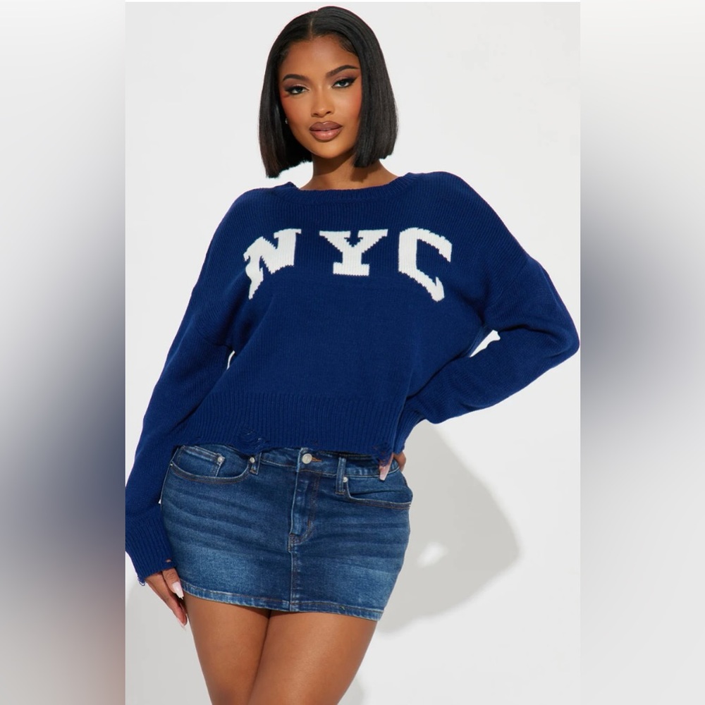 Women’s Darkk blue oversized sweater NYC